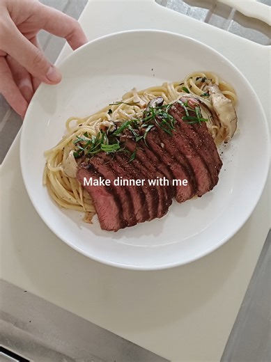 Delicious Garlic Butter Steak with Spaghetti Recipe