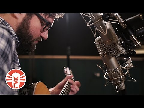 Flea 47 vs. Vintage Neumann U47 Microphone Shootout | Vintage King