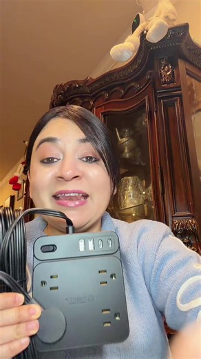 This surge protector power strip features 8 standard outlets and 4 USB ports, turning one wall outlet into a complete charging station. Designed to help organize and power multiple devices at once, it’s perfect for bedrooms, offices, dorms, and shared spaces. Compact, convenient, and easy to use for everyday charging needs. #TikTokShopUSA #HomeEssentials #PowerStrip #DeskSetup #OrganizationFinds