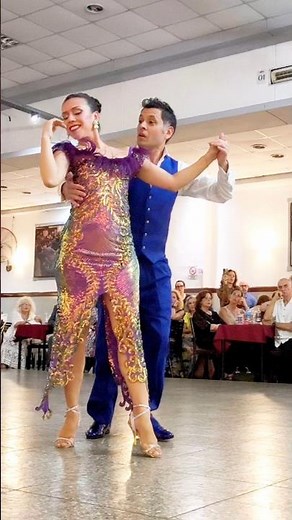 Yanina Quiñones y Neri Piliú. De antaño (D'Arienzo) Milonga La Baldosa 2ene26