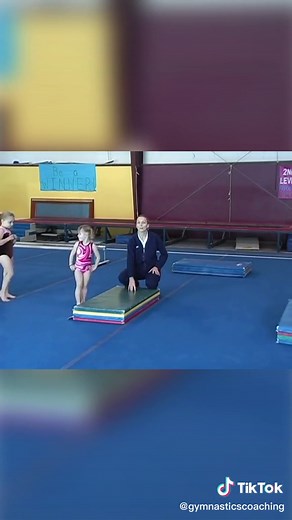 Cartwheel for Children featuring Coach Amy Eggleston #cartwheel #cartwheels #howtocartwheel #younggymnast #kidsgymnastics #gymnasticskid #tumbling