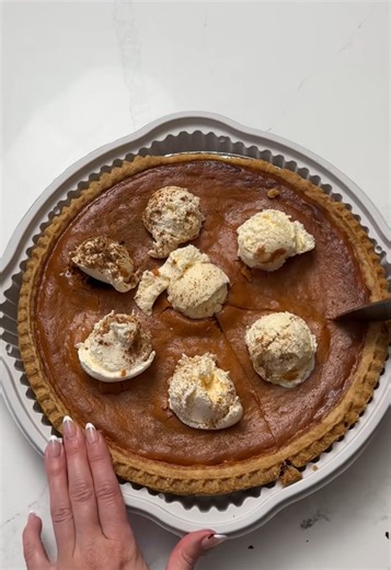 The right way to eat pie | Tips for the perfect bite