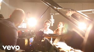 Ariana Grande & Nathan Sykes – Almost Is Never Enough