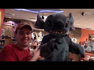 My 2018 "H.T.A.T.D.R." Vacation - Having a Character Breakfast @ Disney's PCH Grill - 10/26/2018