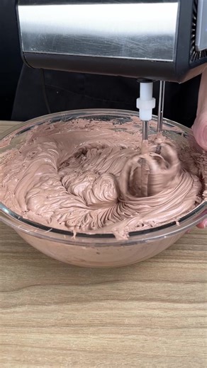 Best homemade ice cream recipe revealed: how to make the creamiest ice cream | Recipe Manual