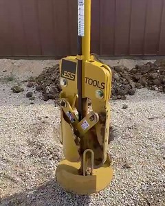 1M views · 1.2K reactions | Bell auger in action. #civilengineering #theconstructor #construction #civil #engineering #civilengineeringworld #civilengineer #engineer #engineers #building #civilconstruction #constructionlife #engineeringlife #constructionworker | The Constructor - Civil Engineering Home | Facebook