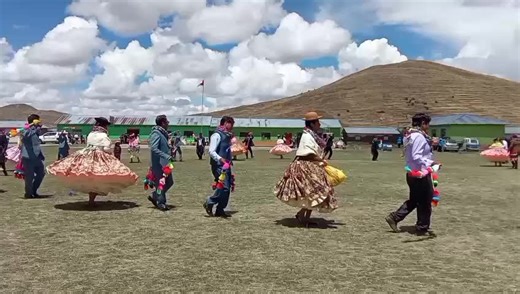 Discover the Dance Moves with Angelica from Peru