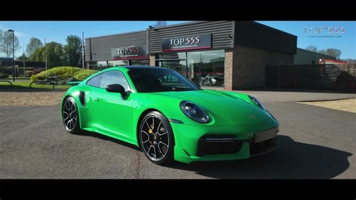 Porsche 911 Turbo S - Python Green - TOP 555 | DAN BAINES