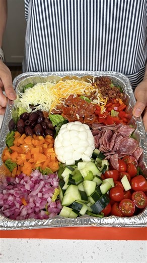 45K views · 201 reactions | Easy side dish! Amy shares an easy Italian chopped salad recipe with mozzarella balls, salami, pepperonis, olives, bell peppers, and onions. | Justine’s Kitchen | Facebook