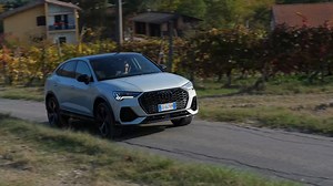 117K views · 83 reactions | La prova su strada di Audi Q3 Sportback 1.4 (45) TFSI e S tronic. Un suv coupé compatto, adatto per muoversi certamente nei centri urbani, ma anche su altri tipi di percorso. In grado di abbinare performance brillanti e comfort al top della categoria. #AudiQ3 #TFSIe | Icon Wheels | Facebook