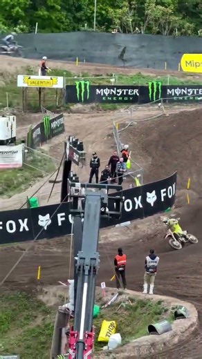 🔥Jeffrey Herlings #84 🇳🇱 Race 1 Trentino 🇮🇹 on fire remontada #RomainFebvre #MXGPTrentino