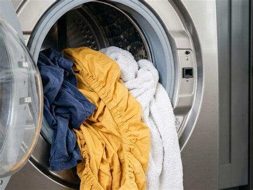 How to stop sheets from balling up in the dryer, according to an expert