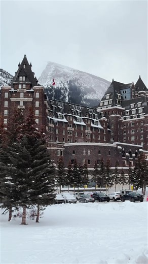 Exploring the Most Magical Hotel in Banff