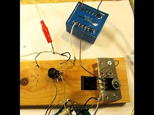 NE 5532P oscillator chip drives a discharge lamp via a NPN Darlington on 6 KC. Demo/Schematic/More.