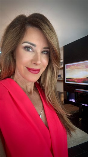 Dominique Sachse on Instagram: "Living proof that it’s never too late for joy, love, and new beginnings ❤️ #over50 #over40 #midlife #midlifewomen #midlifewoman #womenover50 #love #newbeginings"