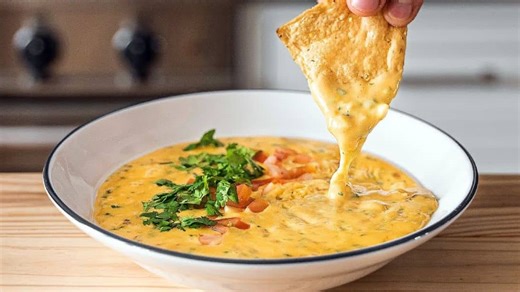Cheesiest Homemade Texas Queso