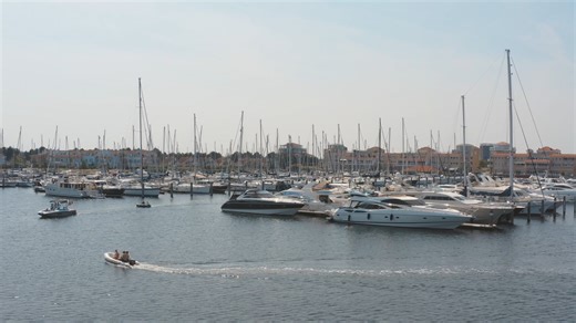 1.2K views · 11 reactions | Happy Daylight Savings Time! ☀️  Longer days means more time on the water.  Where do you planning on boating this Spring season? ⚓ | Discover Boating | Facebook