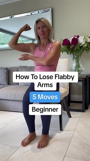 Tone up your arms with this beginner arm home workout. Do 3 x 10 reps for each exercise, 4-5 times a week. 💪🏽#health #menopause #loseweight #womenshealth #exerciseathome #weightloss #theladychange #arm #tonedarms #getslim #armworkout | Petra Genco