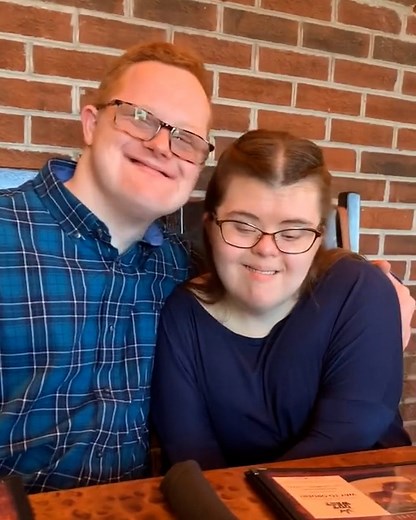 987K views · 19K reactions | This couple's relationship is absolute goals ❤️ Mallory Paige Designs, Inc. | LADbible | Facebook