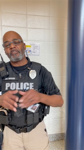 3.3K views · 64 reactions | High five Fridays start August 29th!!! 8-9am!!! Please click the link below to sign up if you haven’t already gotten a volunteer form please fill that out ASAP!!! https://www.signupgenius.com/go/10C0A4CACAD2DA3F8C07-57895604-high | Woodstock Middle School PTSA | Facebook