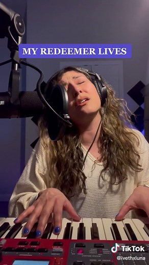 My Redeemer Lives - Hillsong Worship
