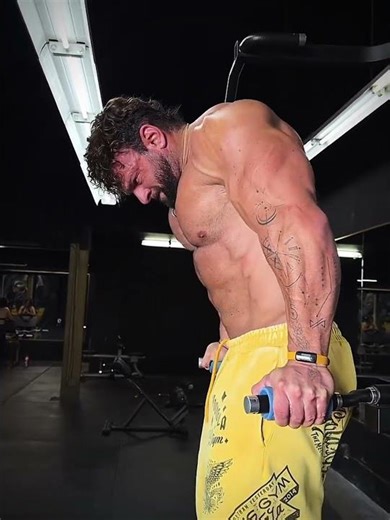 TRICEPS DIP BAR WORKOUT🔥💯