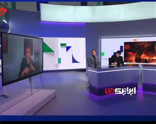 Iraj Alinejad on Instagram‎: "⁨ ⁨ ⁨ جماعت نان به نرخ روز خور را بشناسید. کسی که روزی با برنامه‌هایی مثل عشق ابدی تیشه به ریشه اخلاق و بنیان خانواده‌های ایرانی می‌زد و برای ویو و پول، ابتذال را تبلیغ می‌کرد، حالا در نقش کارشناس سیاسی و مورخ، نسخه حمله نظامی به ایران را می‌پیچد. سؤالی که باید از خودمان بپرسیم این است که کسی که برای پول، تن به اجرای برنامه‌ای می‌دهد که صدای اعتراض هزاران پدر و مادر ایرانی را درآورد، چگونه امروز می‌تواند دلسوز مردم باشد. این یک چرخه تکراری است. یک روز از جیب ملت و ب