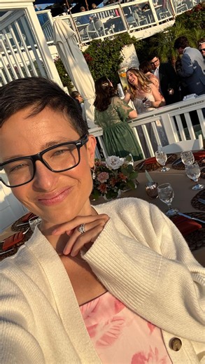 63K views · 29 reactions | The first question people ask is “HOW?!” When they hear we bought an apartment in NYC. Here’s a little more on how we got this place 殺 let me know if you have any other questions! #nycapartment #apartmentrenovation | JustineSmorris | Facebook