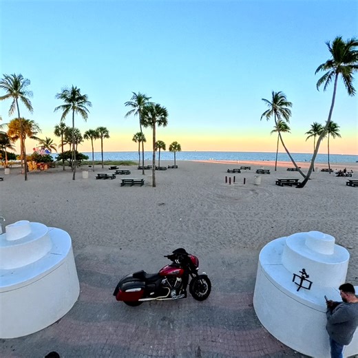 Fred Daniel Fisher on Instagram: "2025 @indianmotorcycle Powerplus Chieftain #indianmotorcycle 112 liquid cooled motor.. 126hp - 133tq @toceperformance NEW Big Bore 2-1 Mid exhaust All new @tna.custom.inc Forged Carbon Fiber more by great companies like... @hartluckparts @hartluck @krausmoto @deanspeedcustoms @klockwerks @barnstormcycles @beringer_brakes_official @saddlemen @rydeculture @denali_electronics #ridingfish #tnacustom #imrambassador #hartluck #hartluckparts #toceperformance #saddlemen