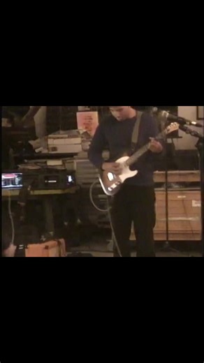 “Frameless” (not this song) is out now 🙏 #newmusic #room108