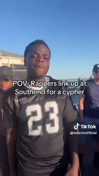 Laiveeee‼️@RACKS💷 @amariorydz @triszalll #promomakanliburan #fyp #viral #rap #cypher #southendonsea #southend #summer