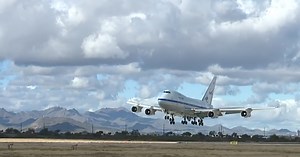 Flying observatory retires to Tucson