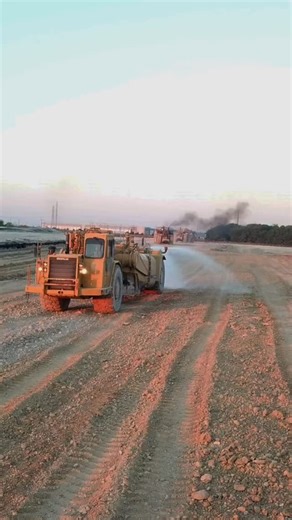 3.4K reactions · 109 shares | Having another succesful week at our Hutchins, Texas project where we are mass grading and site balancing this site for a new 165’ tall freezer storage building, totaling ~400k square feet  #earthwork #construction #engineering #movingdirt #dirtwork | Earth Basics, General Engineering Contractor | Facebook