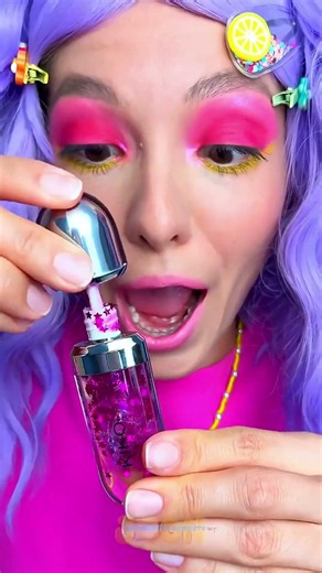 Enchanting Lip Gloss Trick You Must Try! 💫💄 #beautyhacks #glowup