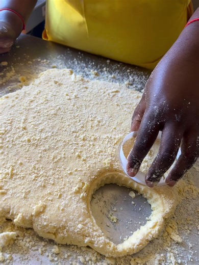 Join Our Baking Class for Beginners and Experts