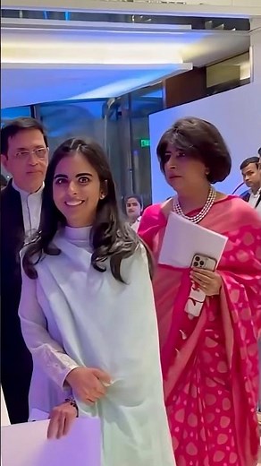 Isha Ambani Champions Breast Health Awareness 💖📖 | Empowering Women Through Early Detection 🌸✨