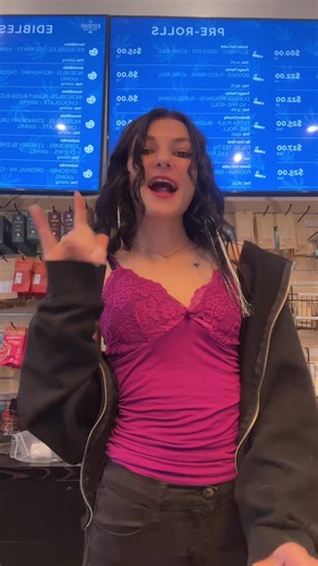 kushandkisses (@kushandkisses)’s videos with original sound - you broke me first 💔🖤