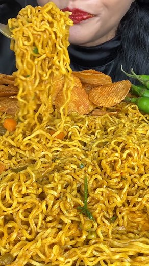 55K views · 567 reactions | ASMR COOKING AND EATING SPICY MASALA MAGGI NOODLES,KURKURE MOMO,GREENCHILLI #ASMR #CookingAndEating #SpicyMaggi #MasalaMaggi #KurkureMomo #GreenChilli #ASMRMukbang #EatingSounds #RealMukbang #NoTalking #IndianStreetFood #SpicyFood part 3 | Spice Asmr | Facebook