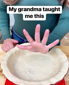 mind blowing baking tips 🤯 Get ready for the holidays with the best baking tips of the season straight from our family's kitchen. Special thanks to my grandma, Jeff's mom, and brother for helping us create this guide to baking for all to enjoy. This original video was produced by Network Media LLC, Life with Coco, and Liz & Jeff. #baking #Thanksgiving #christmas #holidayseason | Home Hacks & Easy Snacks