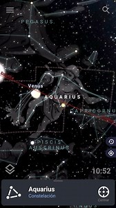 La constelación de Acuario es una constelación del hemisferio sur que representa un portador de agua. Se encuentra cerca de la constelación de Piscis y es fácilmente reconocible por su forma de "Y" y la estrella brillante Sadalmelik, que representa la estrella más brillante del portador de agua. | Boveda Celestial