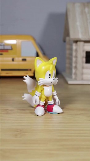 Action Figures Showcase: Fox and Spiky-Haired Character