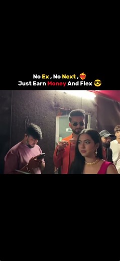 Elvish Bhai Just Earn Money And Flex ❤️‍🔥😎 @TheSocialFactory @ElvishYadavVlogs #shorts