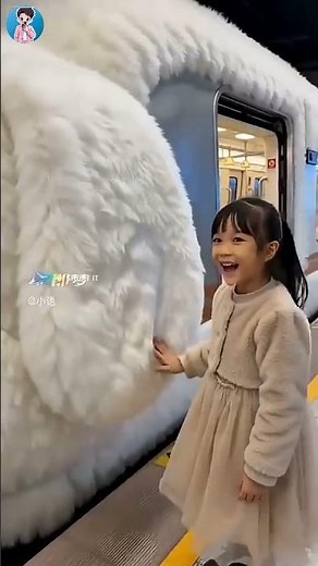 Girl Meets Cute Tomi Train 🚂😲