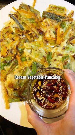 These Korean vegetable pancakes are crispy, savory, and so satisfying! #koreanrecipe #koreanfood