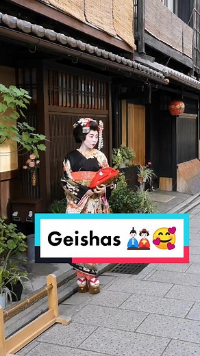 Exploring the Beauty of Geishas in Japan