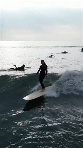 Surfer Catching Super Long Wave at Malibu - Endless Right🏄‍♀️🌊🔥🔥