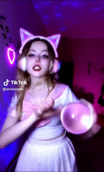 Contact Juggling Tutorials and Techniques