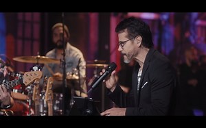 【西语】Jesús Adrián Romero - Se Quedó Conmigo (Video Oficial)