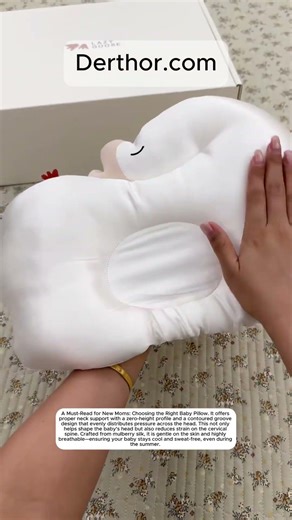 A Must-Read for New Moms: Choosing the Right Baby Pillow. It offers proper neck support with