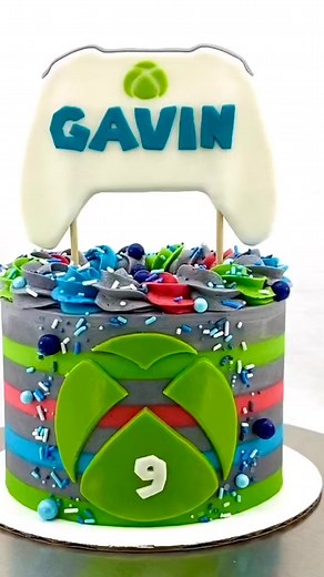  Xbox and Nintendo cake  #stripecake #buttercreamstripes #layercake #amazingcake #cakes #xbox #fondant #nintendo #BVIRAL | Off The Menu | Facebook
